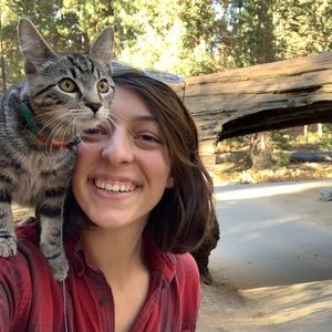 Meet your Posher, Julia